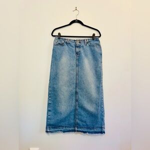 Vintage Hydraulic Classic Blue Denim Maxi Skirt with Raw Hem